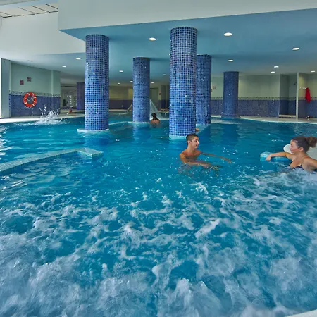 Ξενοδοχείο Illot 4*