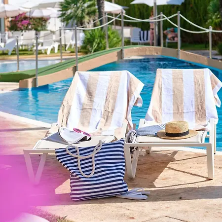 Ξενοδοχείο Illot 4*